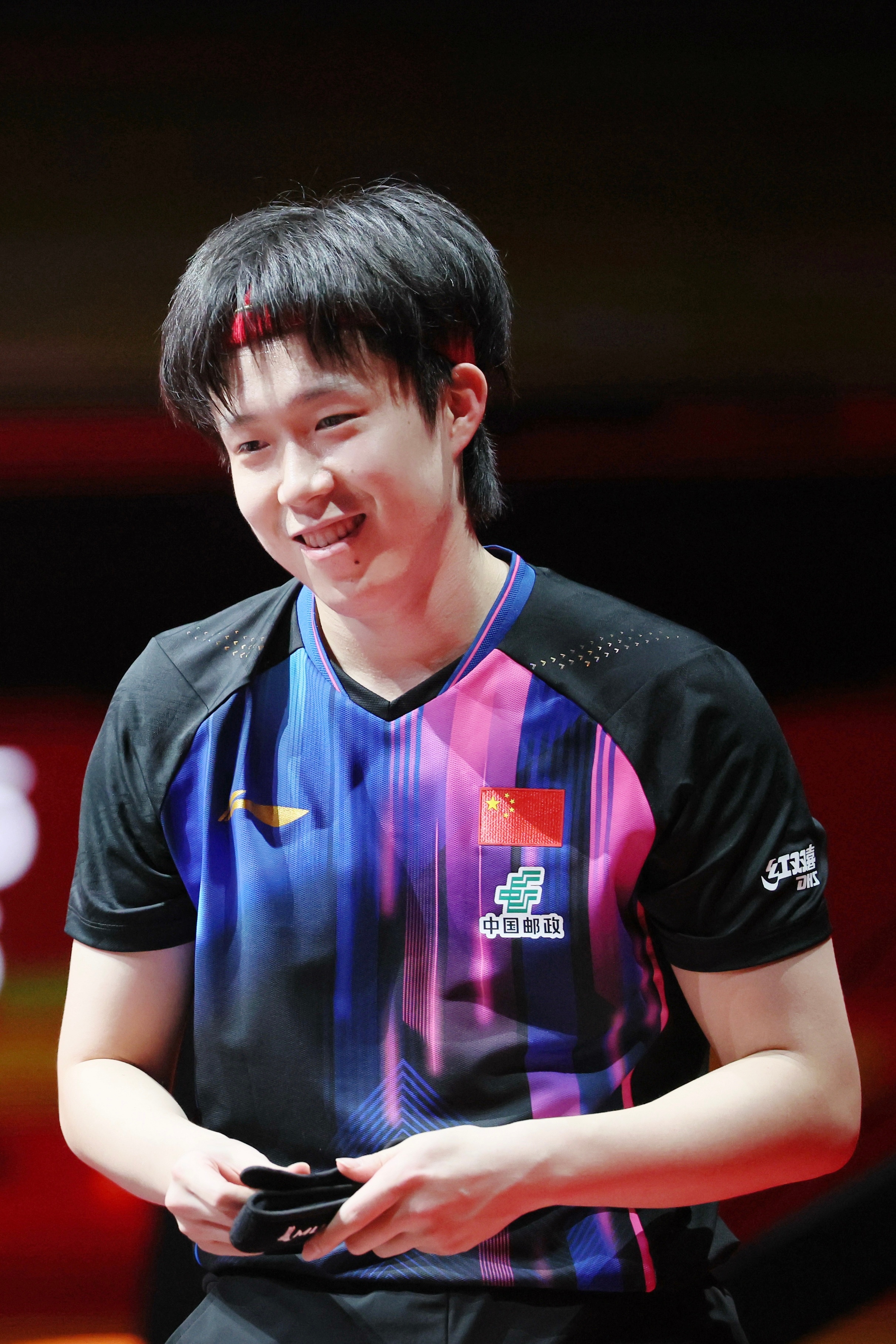 萌萌的壮壮小狗