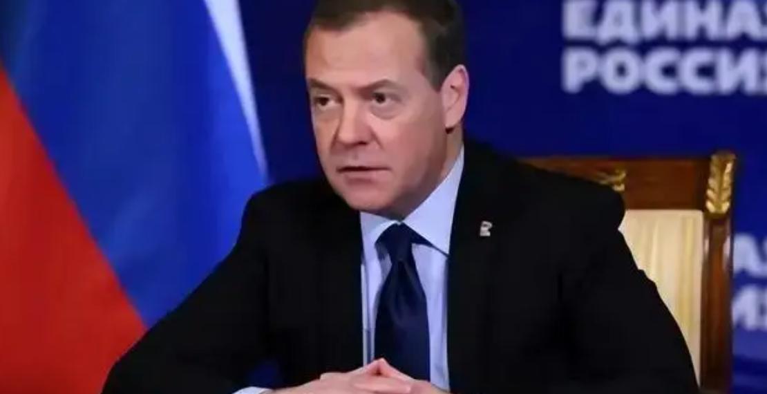 “普京若下台，俄欧和好、中俄反目？”梅德韦杰夫预测，欧洲结局很悲惨！

克里姆林