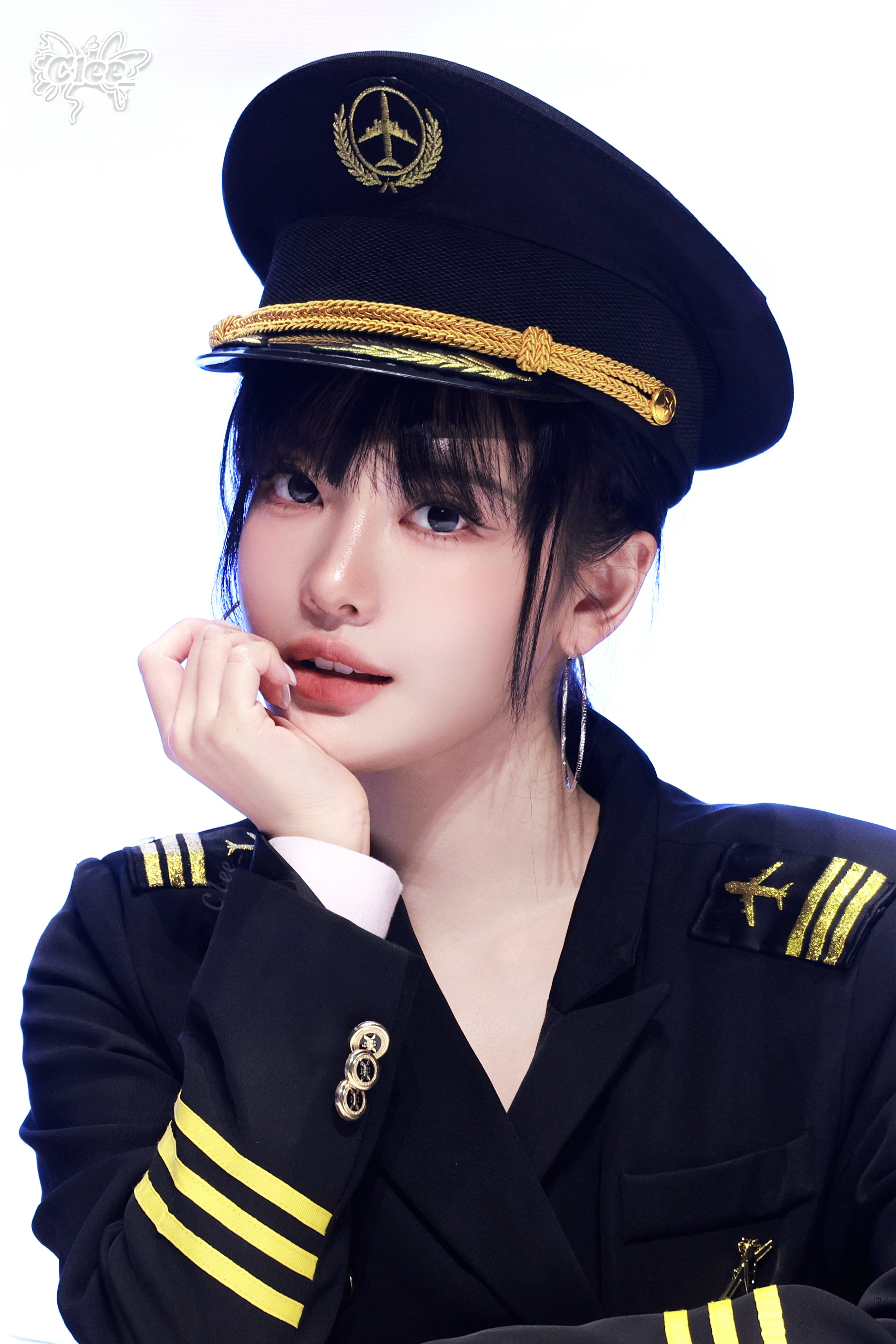 宁艺卓 260704 MS线下签售👮王牌飞行员申请出战🫡 