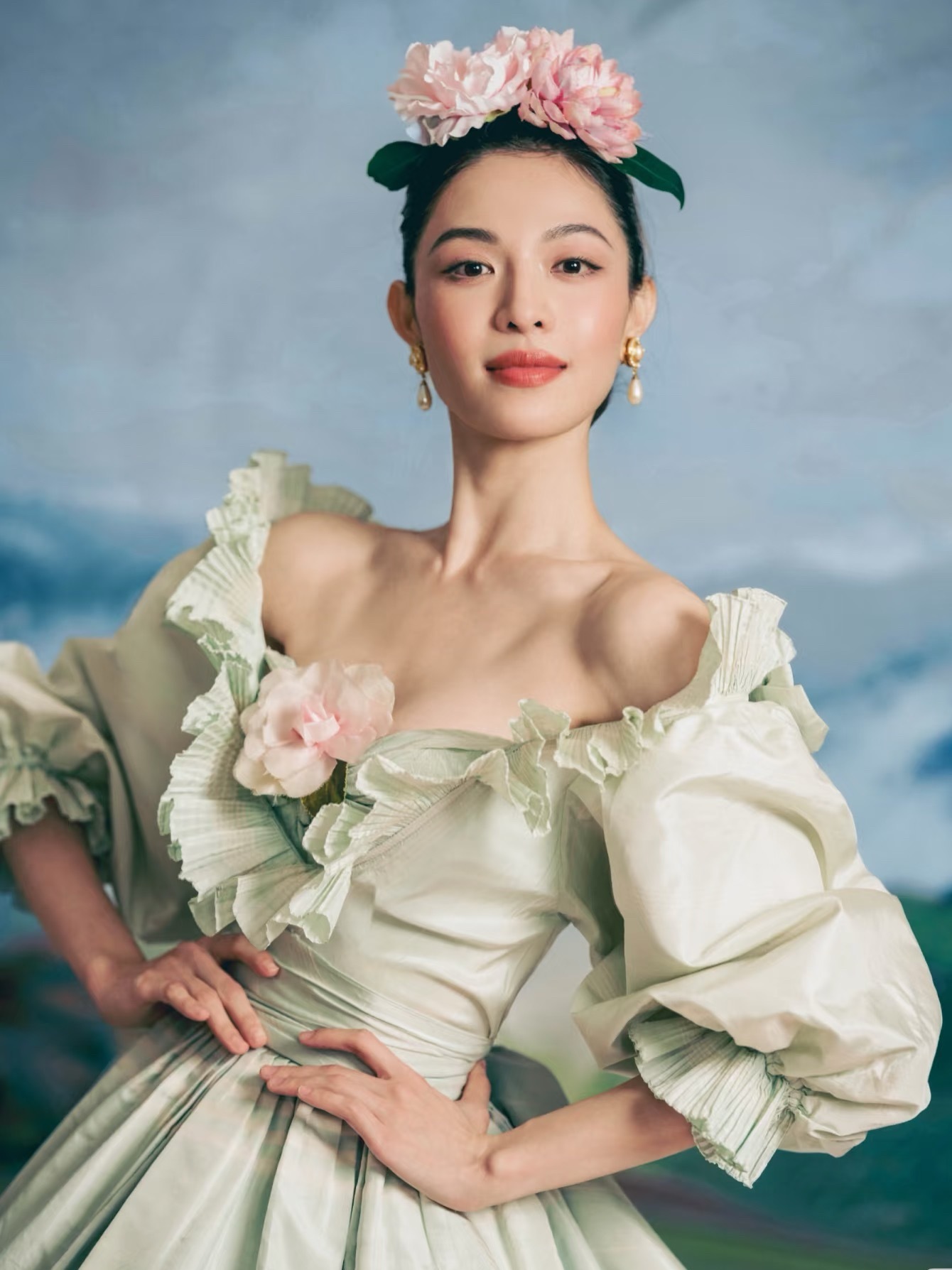 钟楚曦VOGUE战袍被挂出标价88万感觉比较一般吧[doge] ​​​