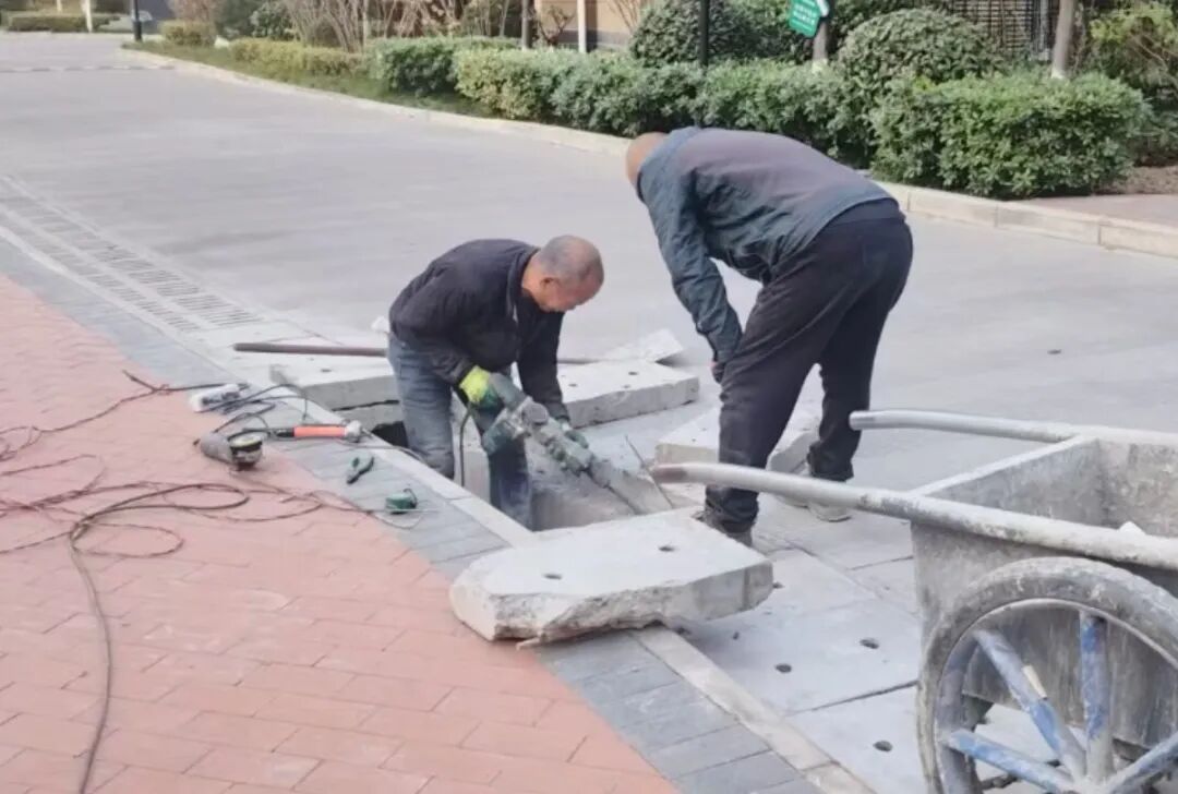 阎良区：把“隐患点”变成“放心点” 让居民感受到实实在在的安全感