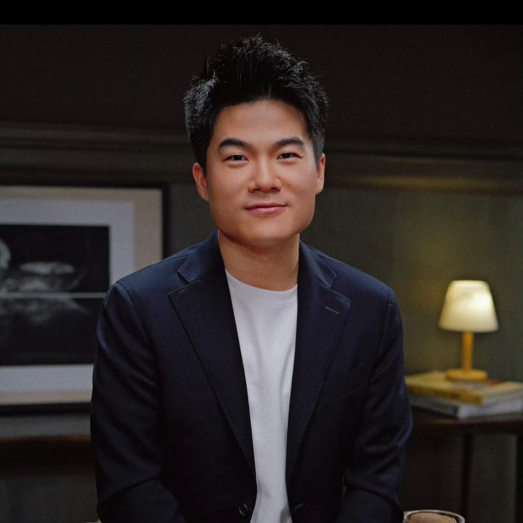 董宇辉说
当别人都看不起你的时候
你反而更要努力，就像当初自己单干的时候，尽管外