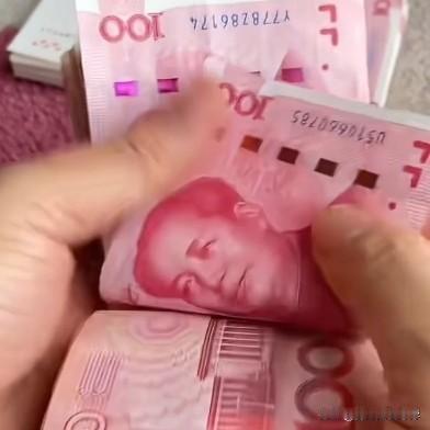 勤是摇钱树，俭是聚宝盆。有钱莫忘无钱日，落难何曾见几人。

别觉得年轻就有肆意挥