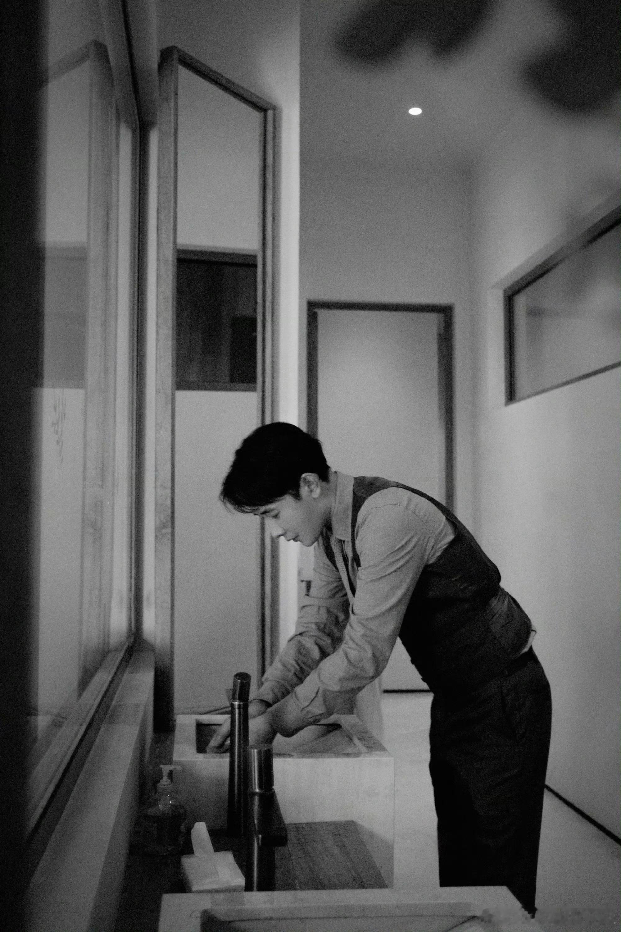 罗晋演技罗晋的演技真的很好啊 这个角色演的那是一个入木三分 带入感满满 ​​​