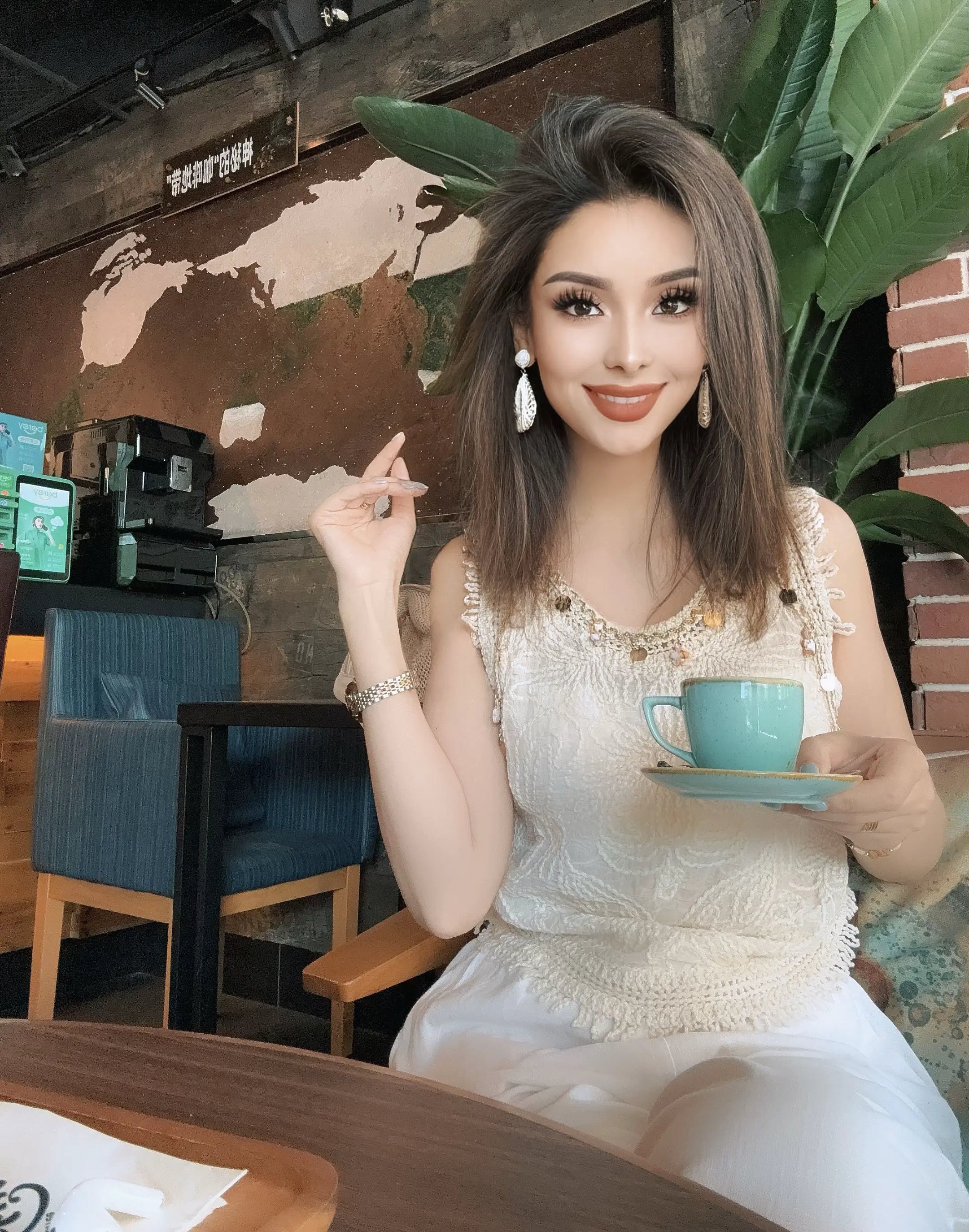 烂掉的果子会自己从树上掉下来，你就站着，因果无需自己动手