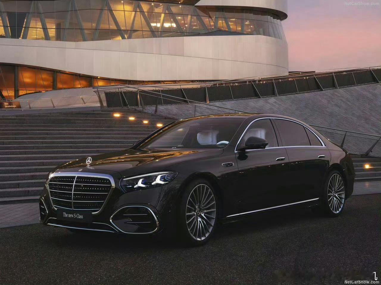 新款奔驰S居然有安全带加热！啊？安全带加热？新能源配置再怎么卷也没想到过这个吧