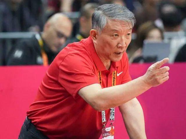 韩旭留洋归来建奇功，大号两双助女篮加时胜捷克，离晋级又进了一步…
加油女篮！
加