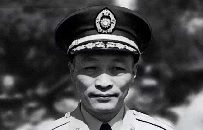 1990年沈之岳拖着病体来北京治肾病时，身上还背着两笔洗不清的旧账：1950年正