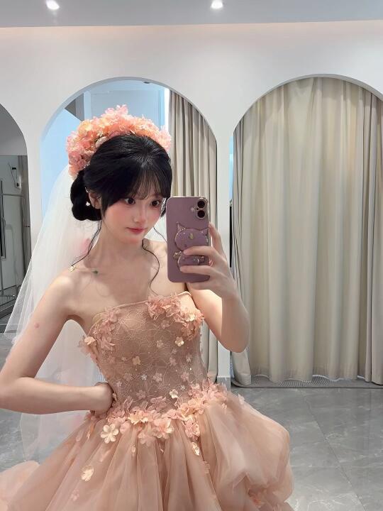 她们说这个妆好像田曦薇