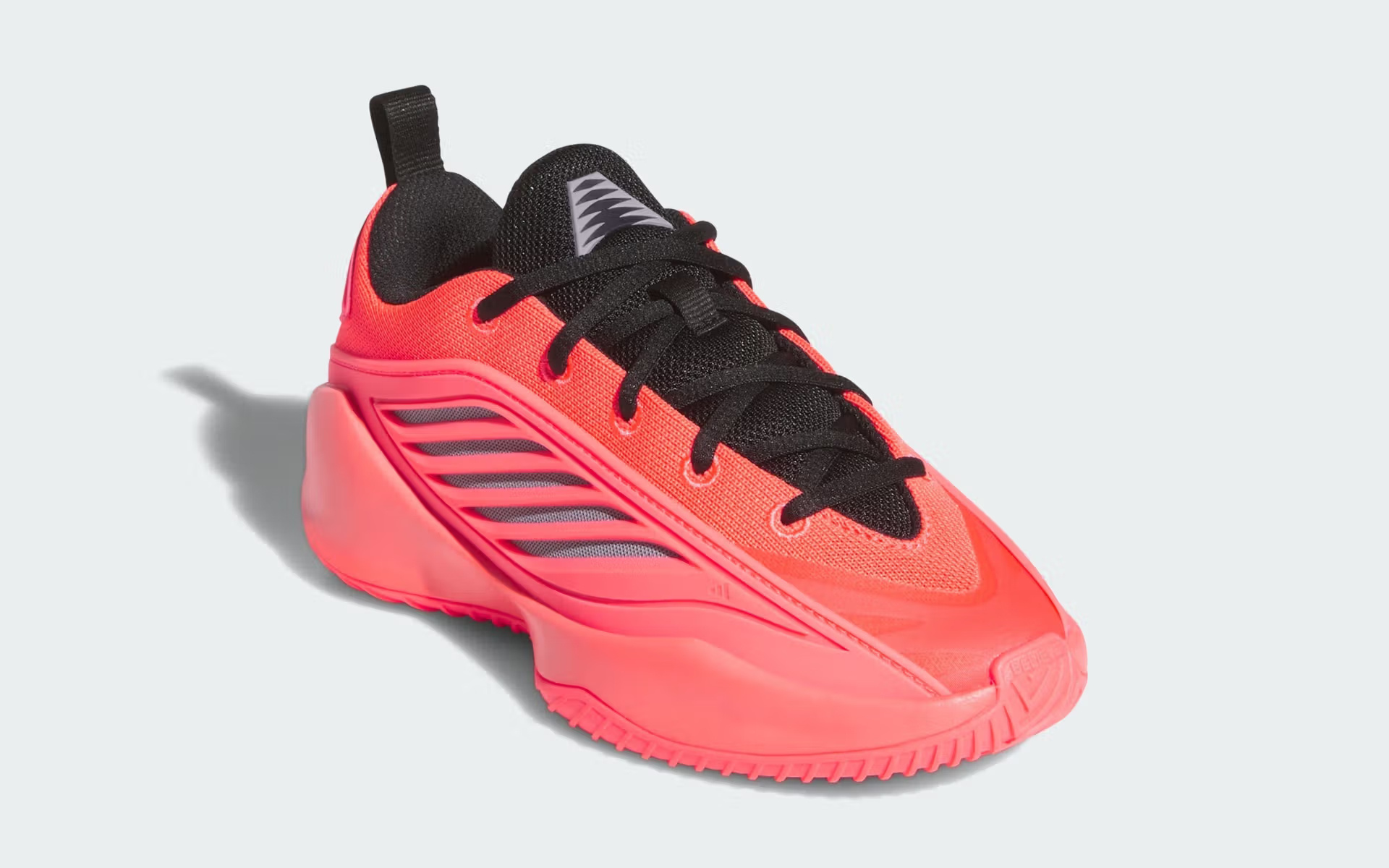 adidas Believe That 1 华子的签名鞋系列的Team 版 明显