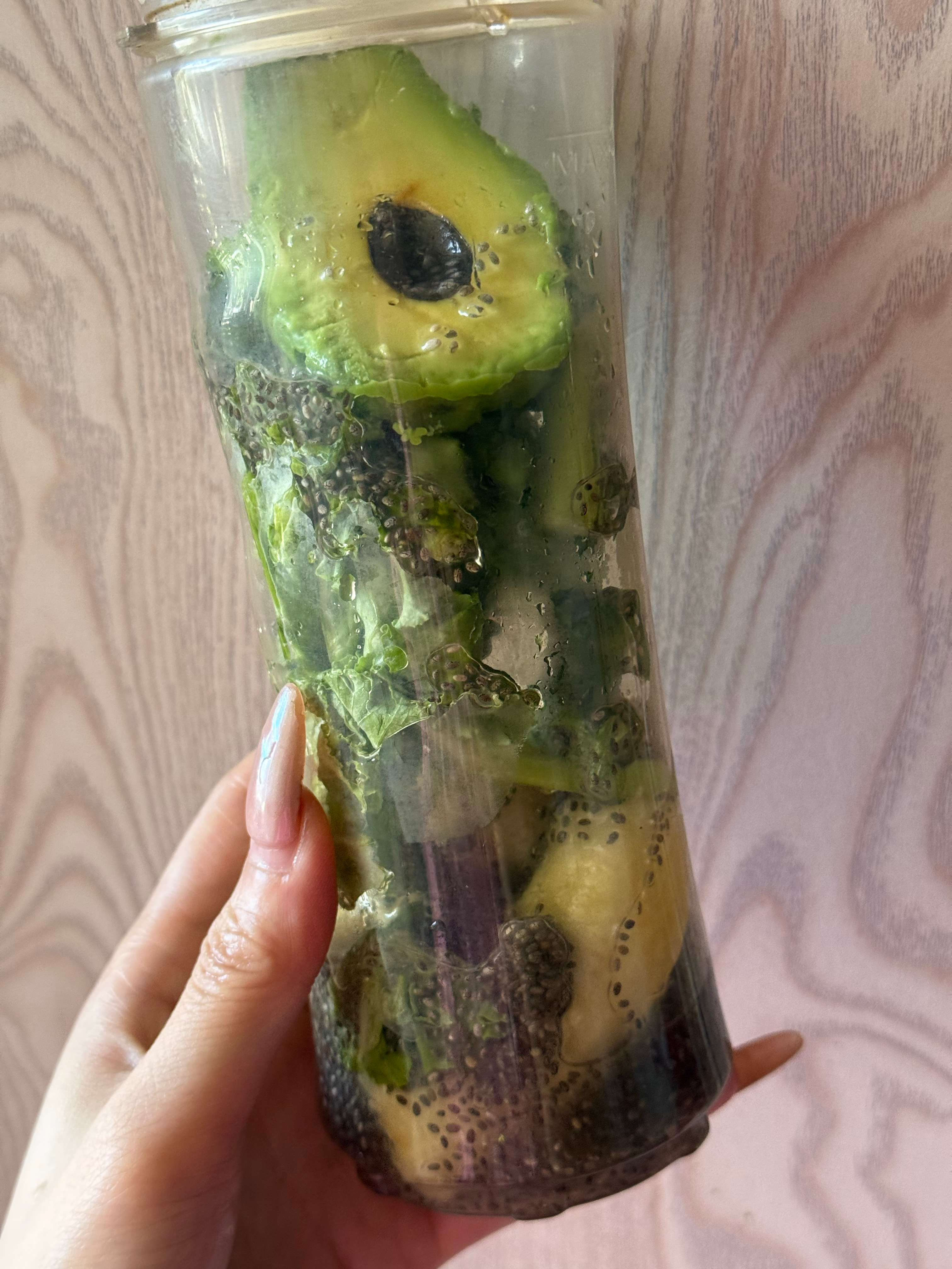 把食材变成美食 又在被美食过程治愈中 
