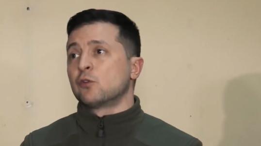 特朗普果然不如普京！

特朗普以为自己很聪明，开战之初就杀了哈梅内伊，殊不知就是