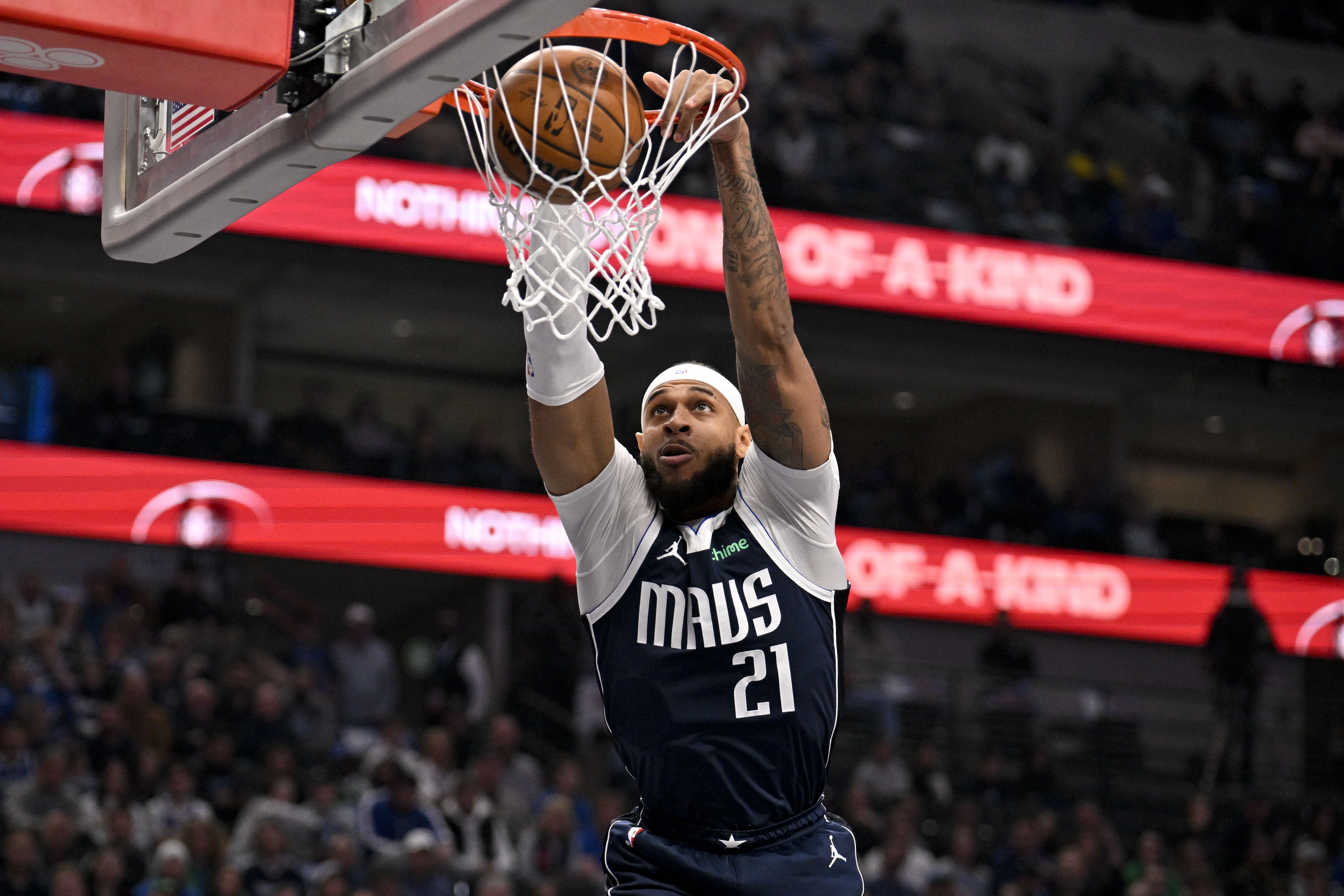 独行侠加福德昨日在训练中扭伤脚踝，将缺阵2-3周。 nba训练营 ​​​