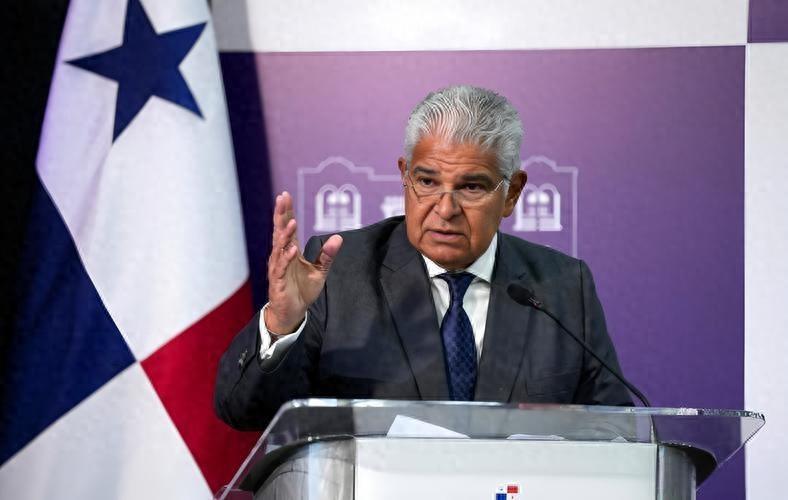 三周亏掉6亿，美国撑腰也救不回！巴拿马抢中国港口的下场，给全世界上了最狠一课！