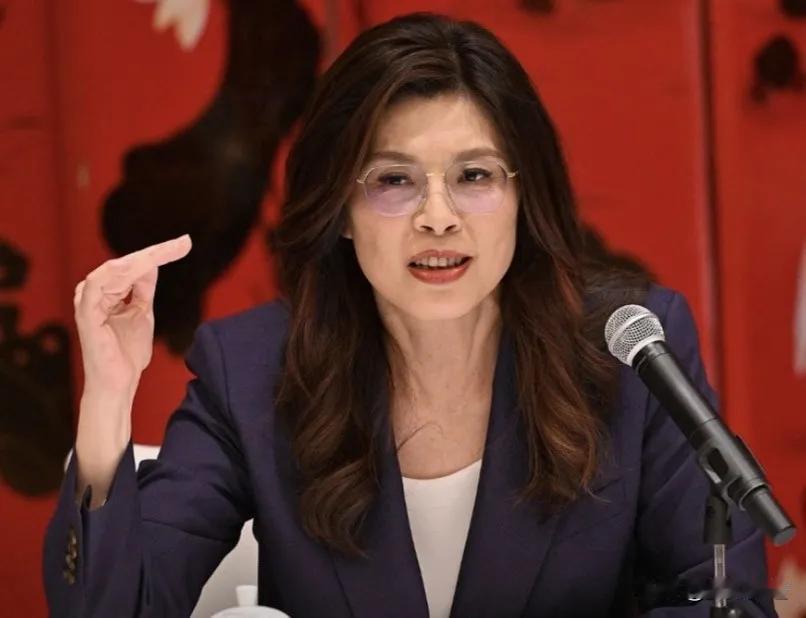 彻底把路走窄了！郑丽文和国民党自断后路
 
当初国民党访陆，大陆给到最高礼遇、满