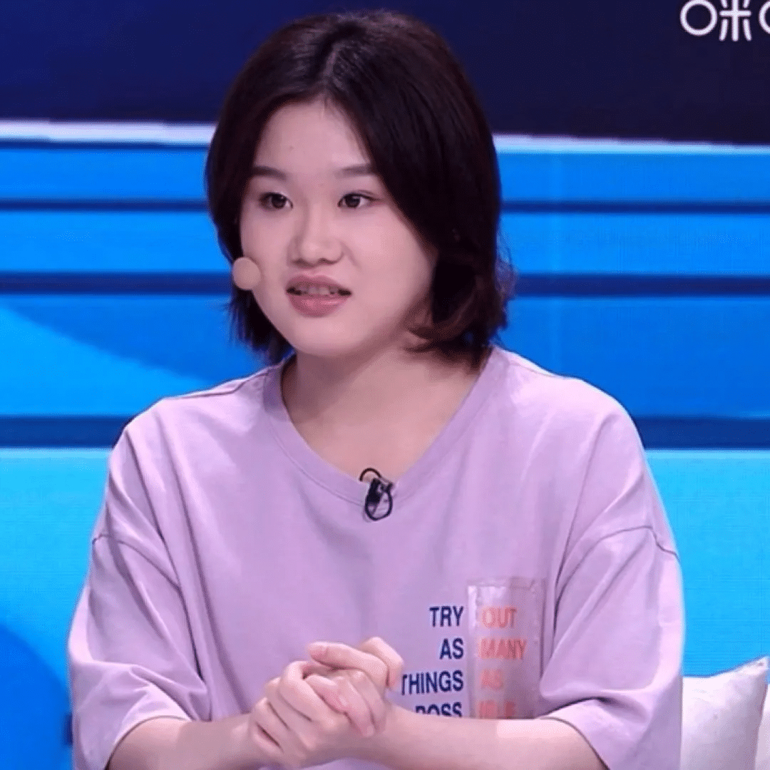 张家齐的奖金呢奥运冠军张家齐参与综艺《我家那闺女》，奖金由母亲代管的话题冲上热搜