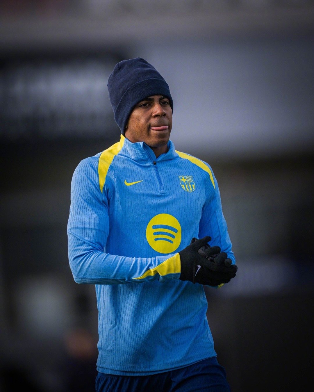 西班牙人vs巴萨 ⚔️新年新气象，为2026年第一场比赛做好准备！巴萨  🔴?