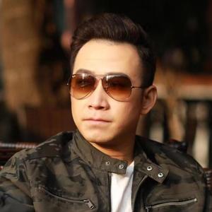 媒体人解飞哥