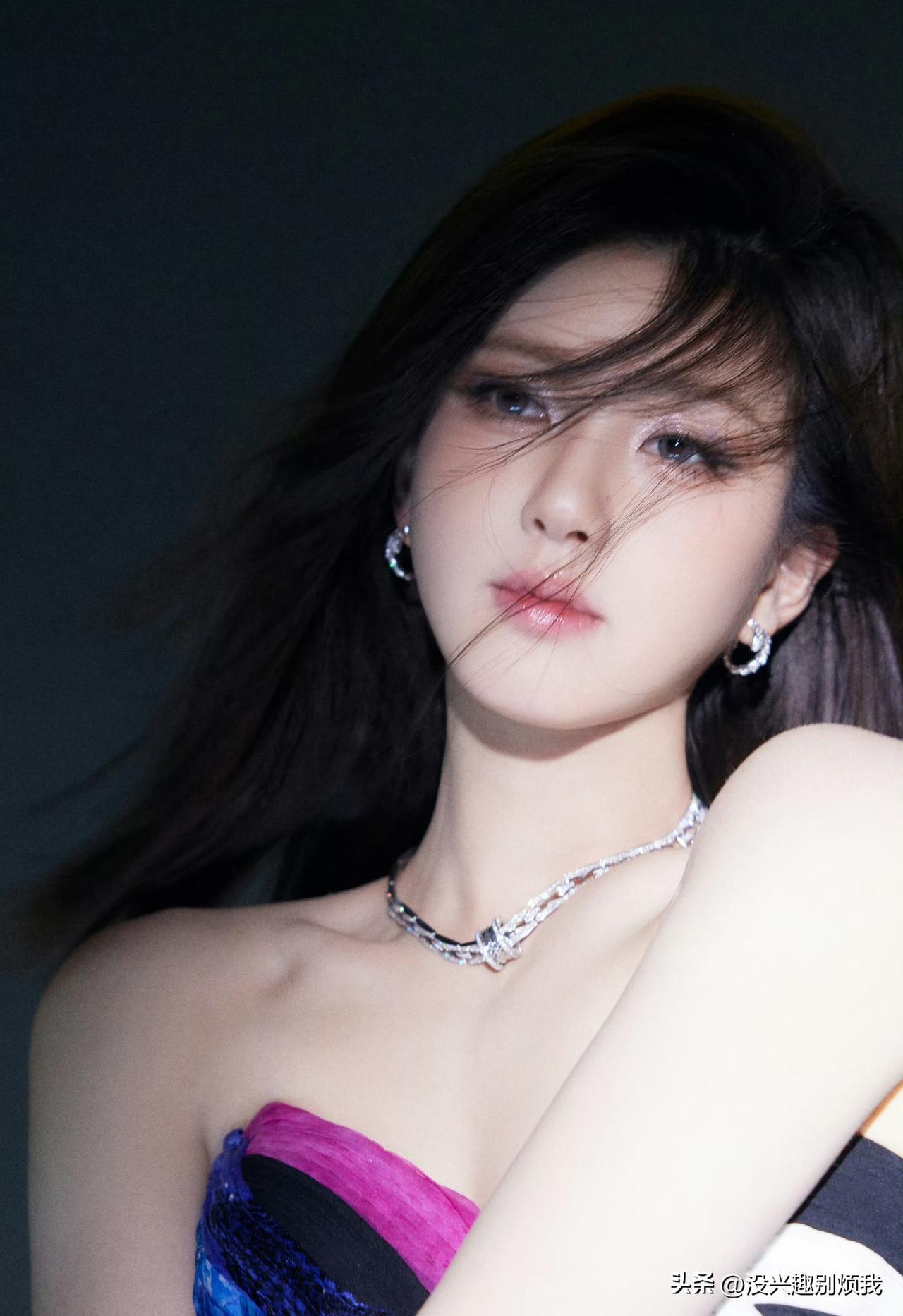 赵露思这组太美了