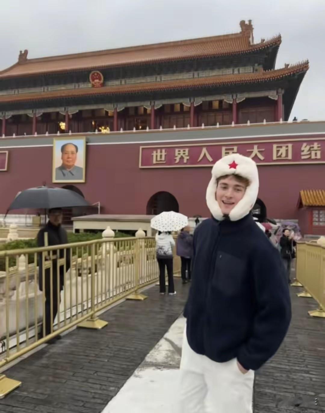 一些媒体，在国人说到国人女性贞洁的时候，他们跳得老高了，批评得那叫“头头是道”！