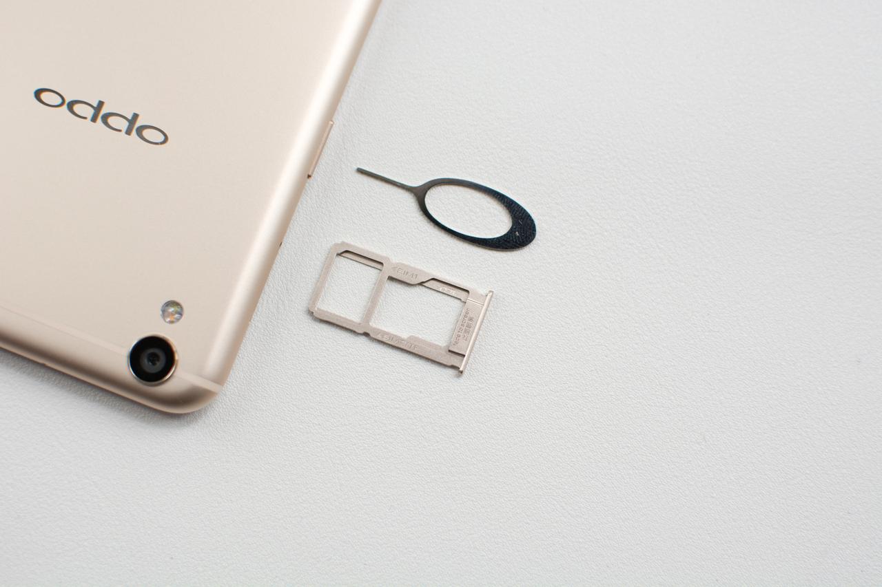 最近新手机涨价几乎已成定局，其中主要的原因还是内存颗粒上涨，运存和闪存都涨价了。