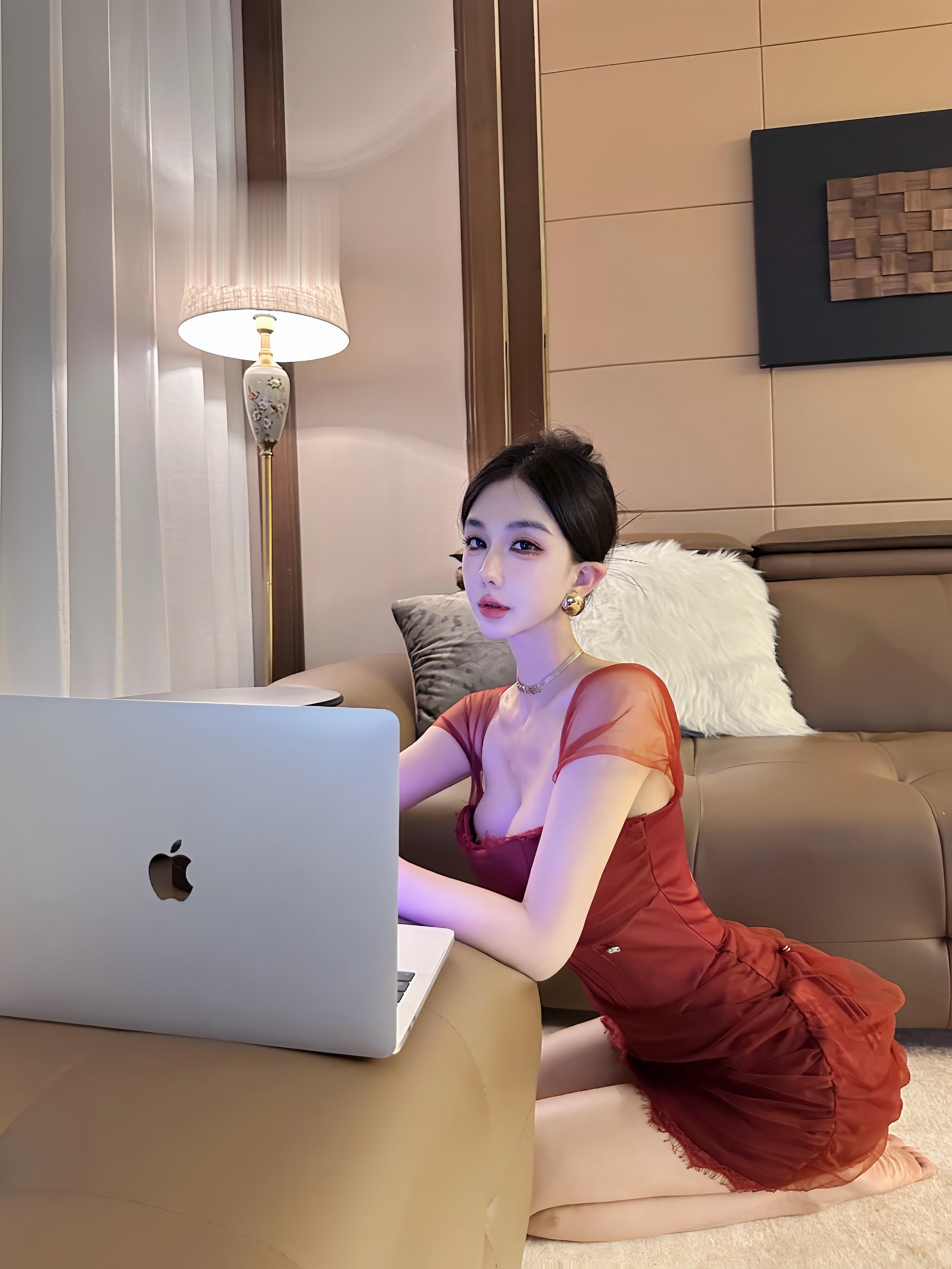 你快回去问问你妈，要儿媳妇吗？