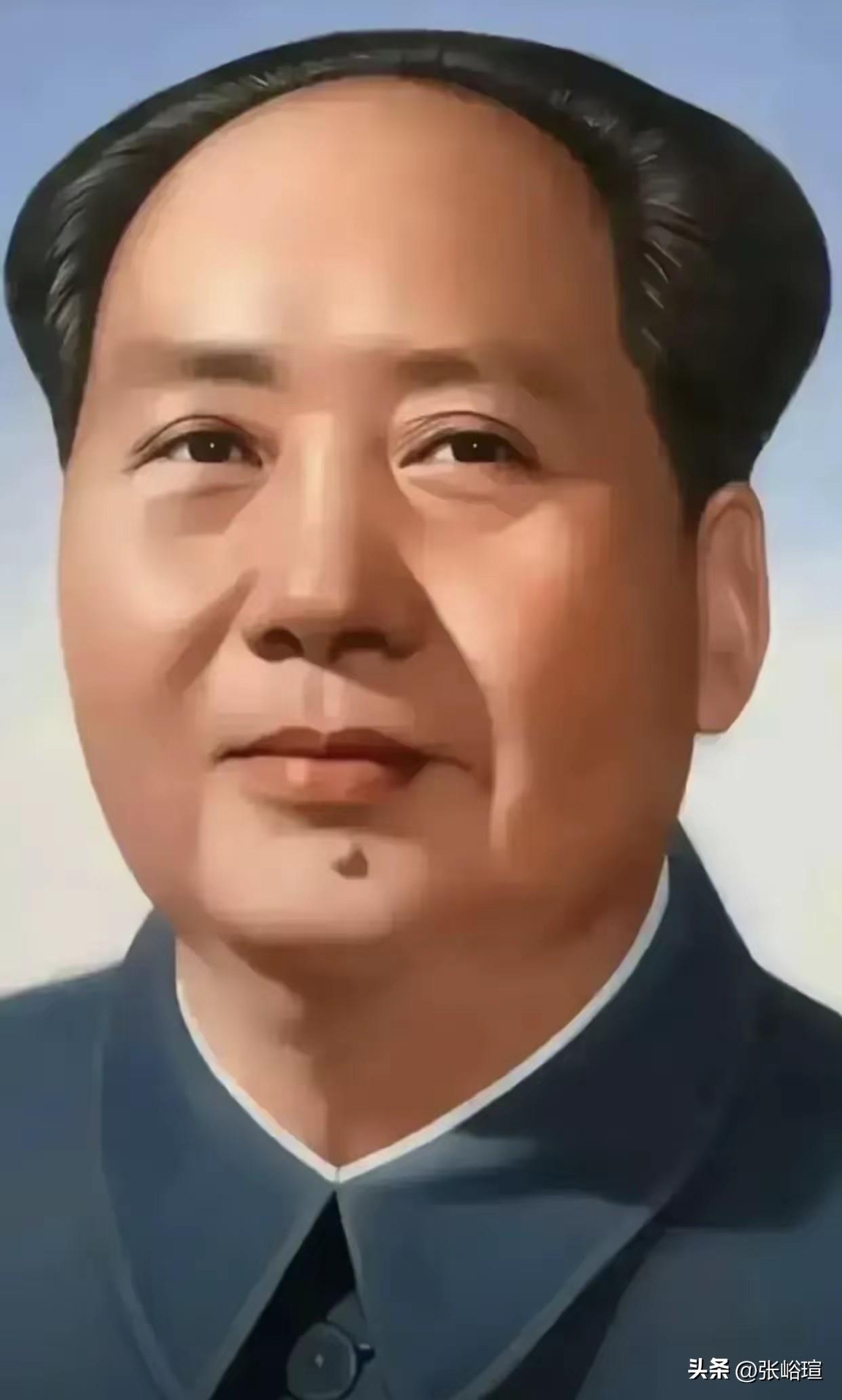 没有毛主席，就没有新中国，他的伟大功绩永载史册。
