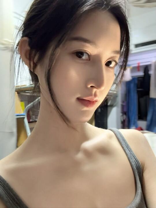 在宿舍🤲🏻👀