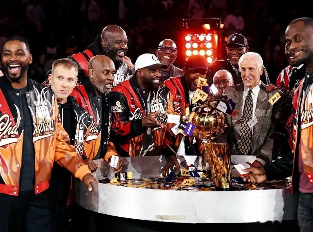 2006年NBA总决赛冠军迈阿密热火队庆祝20周活动，再聚首 