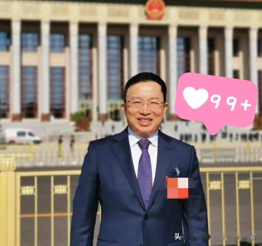 此次吸毒记录封存的提出者朱征夫，是武汉大学法学院教授，武汉大学在全面推进中国法制