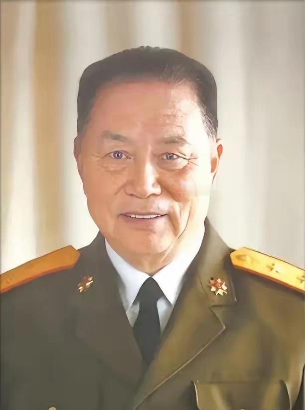 我结合李宣化中将的真实生平，保留原文开篇，补充人物经历、回乡细节与为民办实事的过