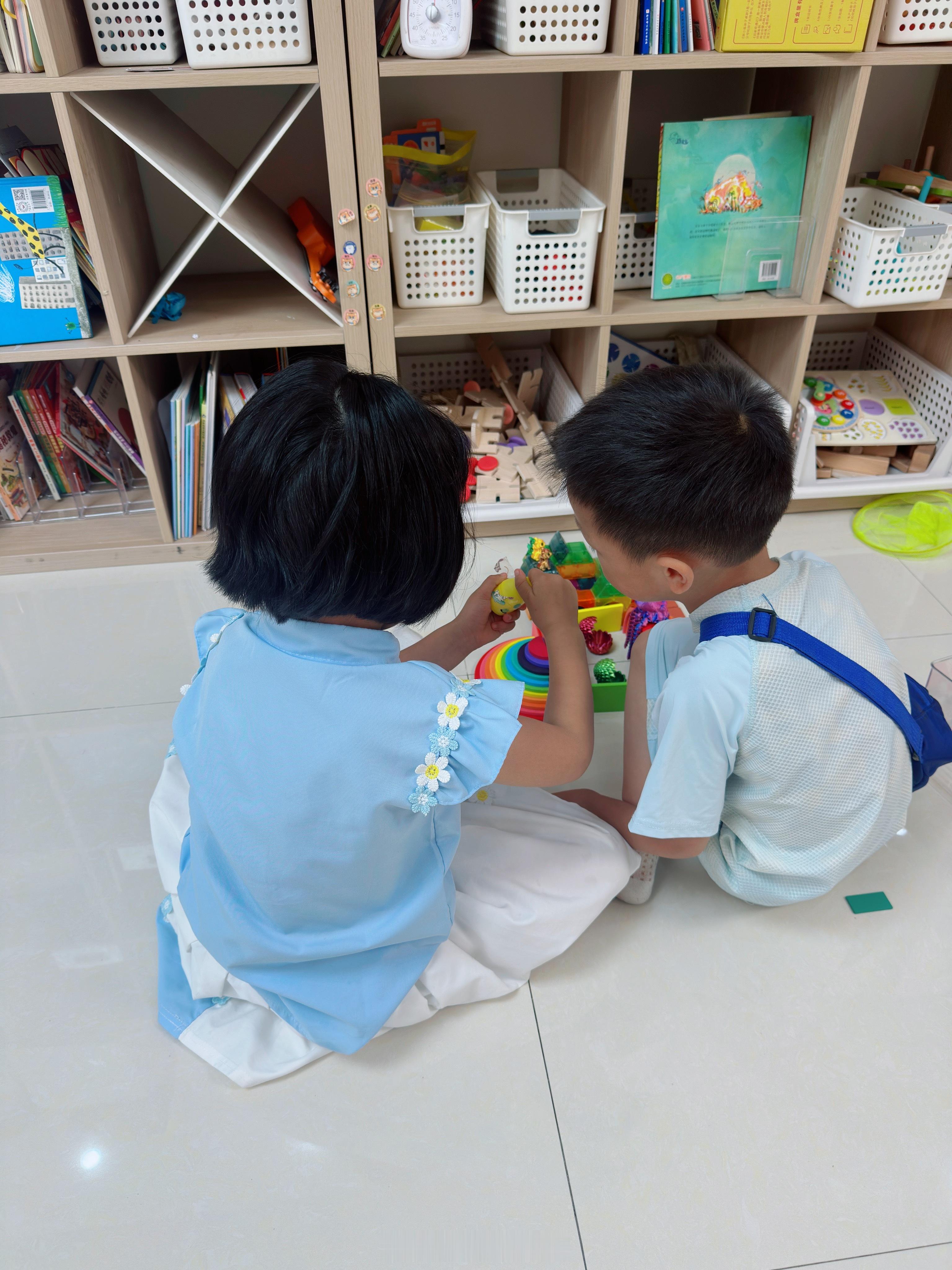 害怕，又一拖二了小孩姐总是为了朋友让我累着