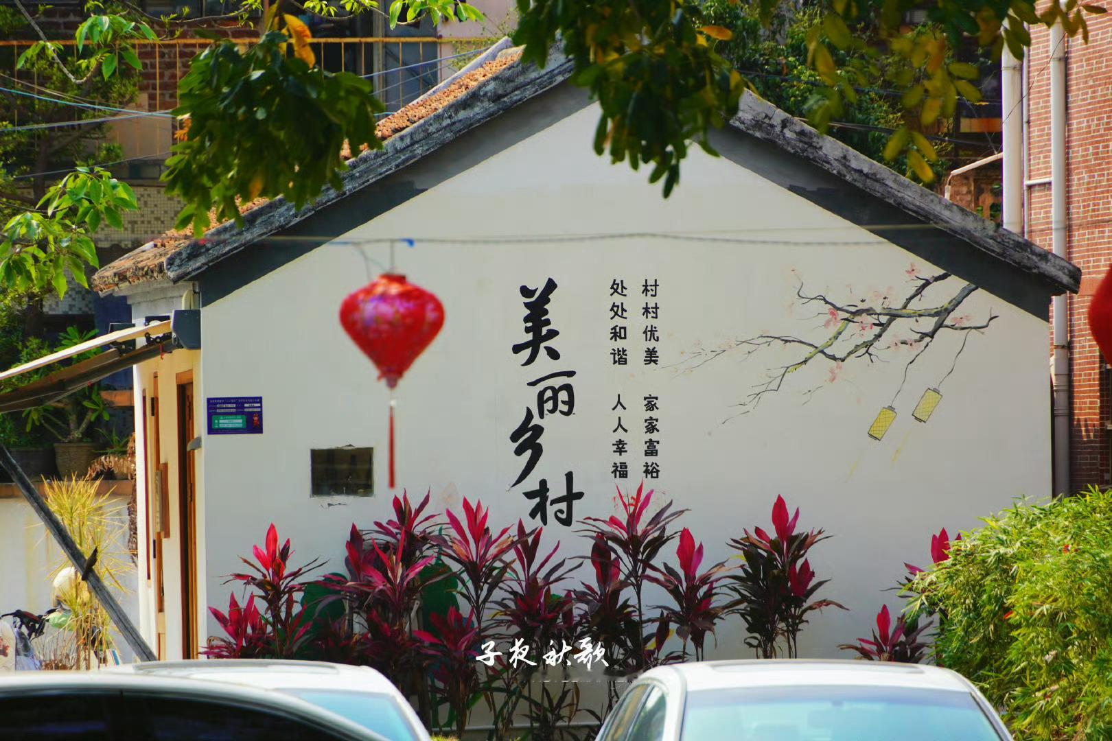 外国游客称中国简直是天堂外国游客惊叹中国宛如天堂，即使不识汉字也能轻松融入。麻将