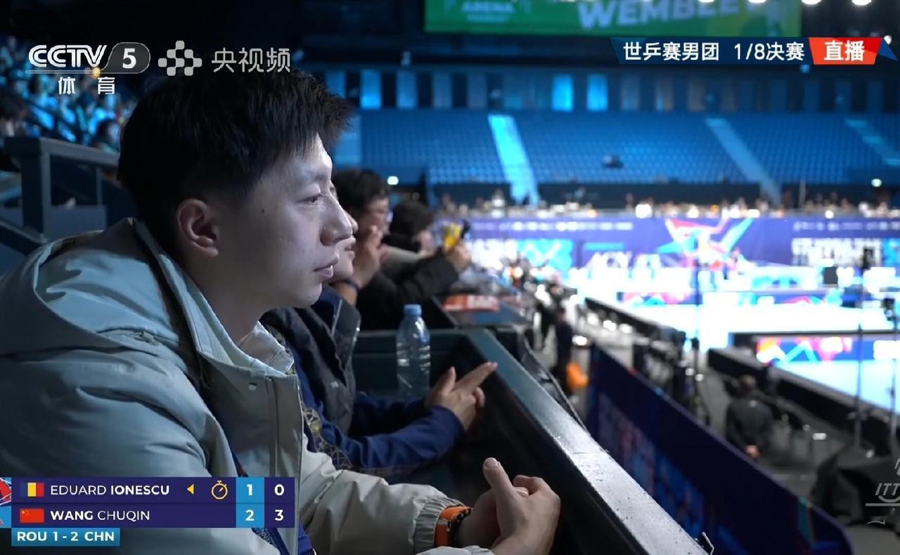 国乒男队战胜了罗马尼亚，过程有惊无险，但梁靖崑的表现还是不尽如意，首局就败下阵来