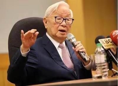 台积电创始人张忠谋，受访时再次语出惊人：“我真的认为，我的国家——美国，仍然是世