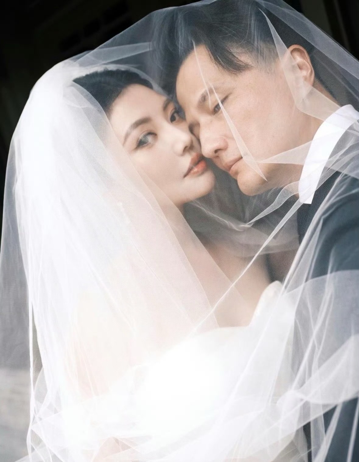 徐冬冬尹子维婚礼将延期徐冬冬因家人病重婚礼延期 1月21日，尹子维发文透露：“徐