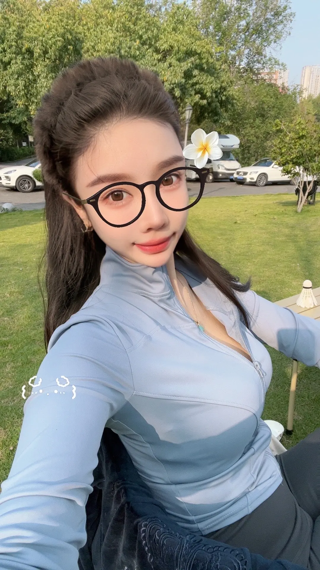 希望今日份可爱可以治愈你，如果一份不行那就两份。🐶🏕️🏸