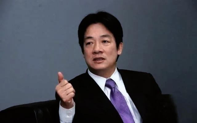 警惕！和平统一最大敌人不是赖清德，而是这群“伪装统派”！
 
别再搞错了！和平统
