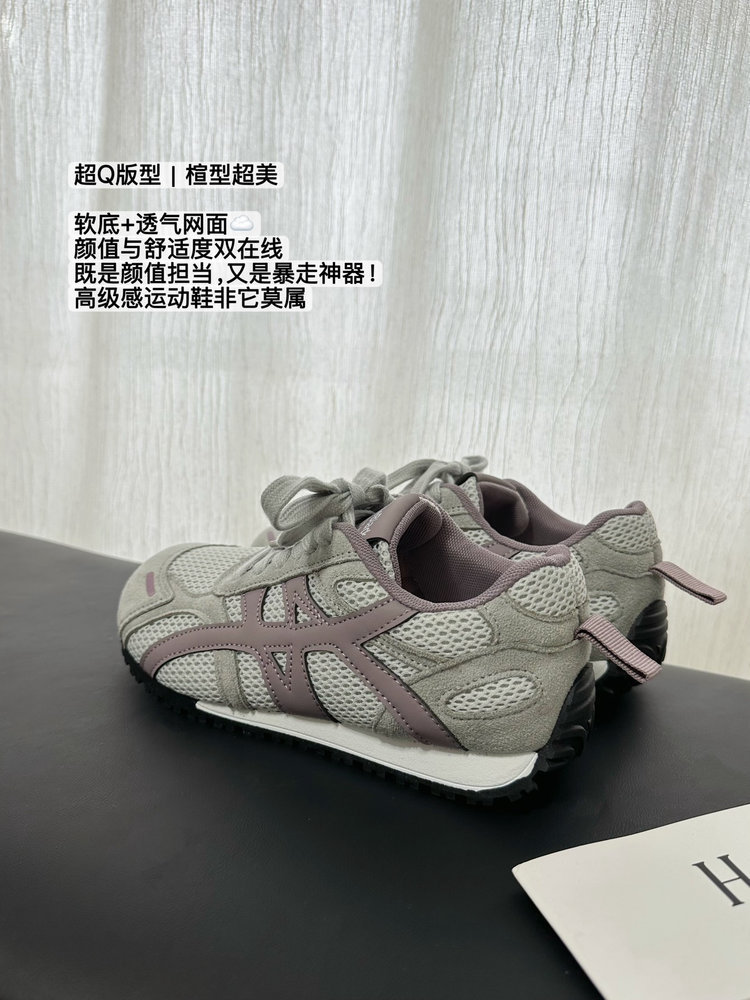 大妈的精选  暴走党狂喜❗️这双阿甘鞋，软弹到不想脱！找一双颜值在线、走路不累还