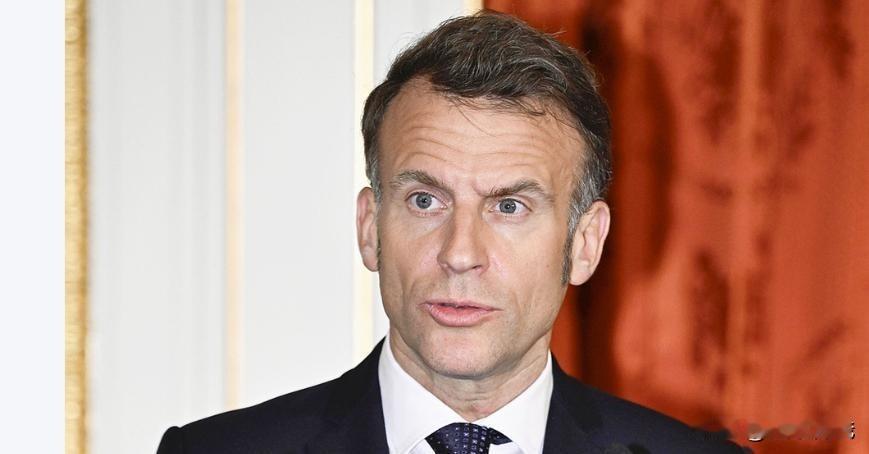 法国总统马克龙、英国首相斯塔默共同宣布重大军事决定！25国同意出兵乌克兰，英法主
