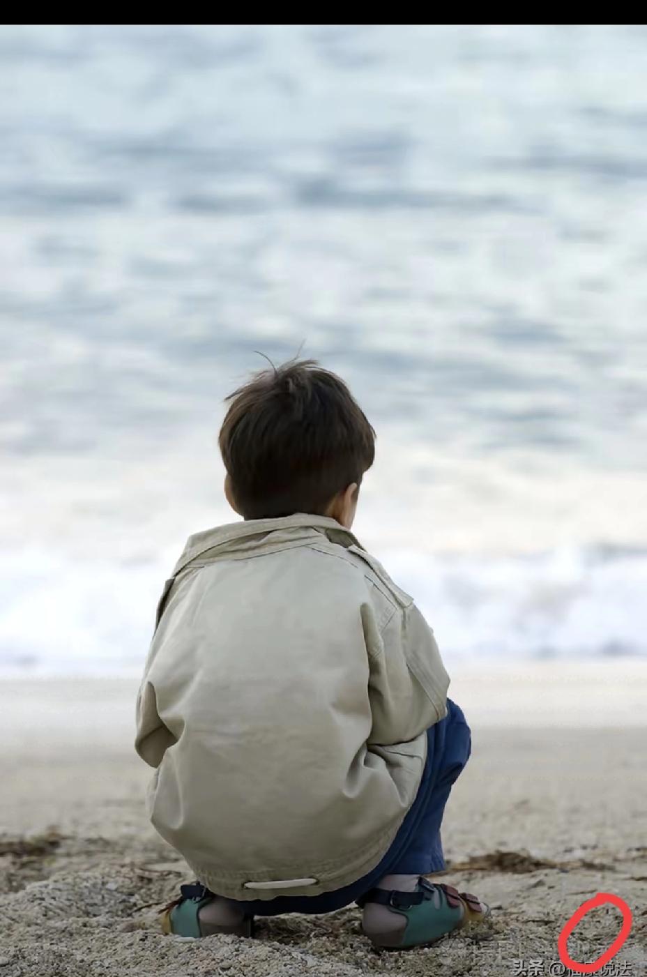 迟到十几年的索赔，终究抵不过为人父母的失职。孩子一岁便被丢下外出务工，十几年不闻