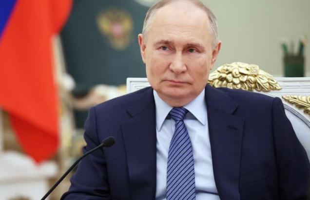 连中国也没料到：普京突然宣布停火，等于是从特朗普背后开了一枪！

就在全球舆论还