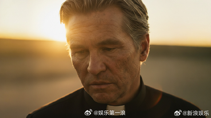 去世演员通过AI重返银幕方基默通过AI重返银幕 据外媒，去年4月去世的演员方·基