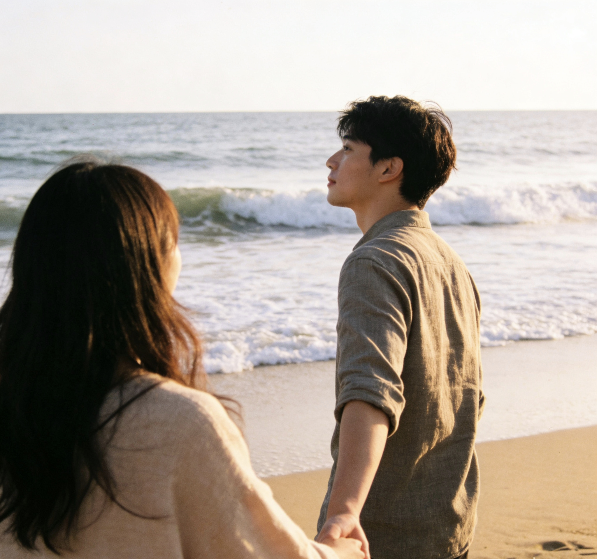 女生越早知道越好的34条恋爱小技巧🎐1.会说软话。有时候，适当示弱是保护自己的