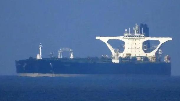 12月 23日，特朗普正式宣布：被扣押的中国香港“世纪号”油轮所载180万桶委内