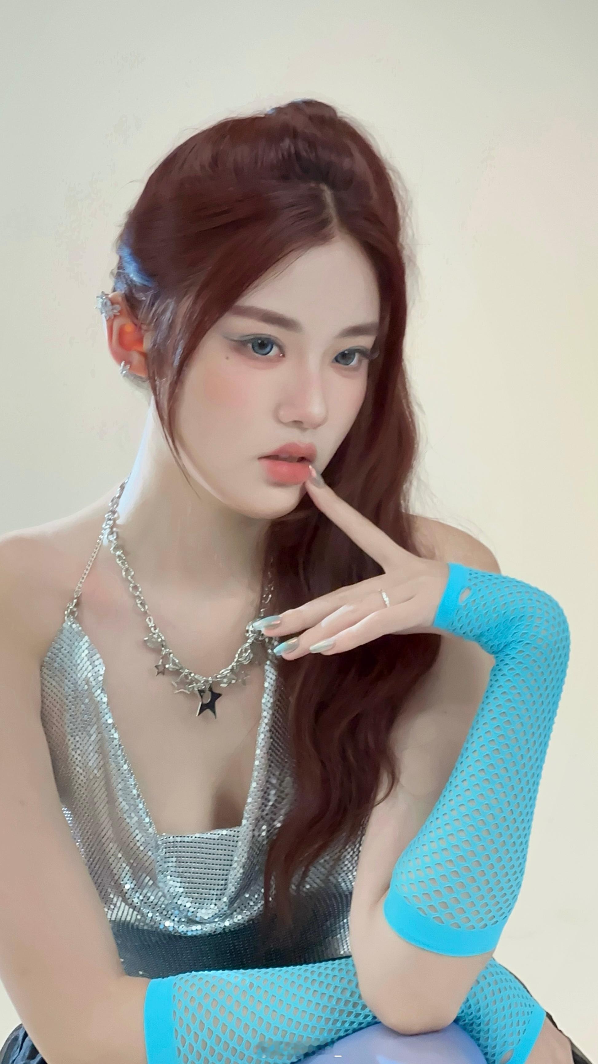 不多说了 宁宁妈咪本妈💅 ​​​