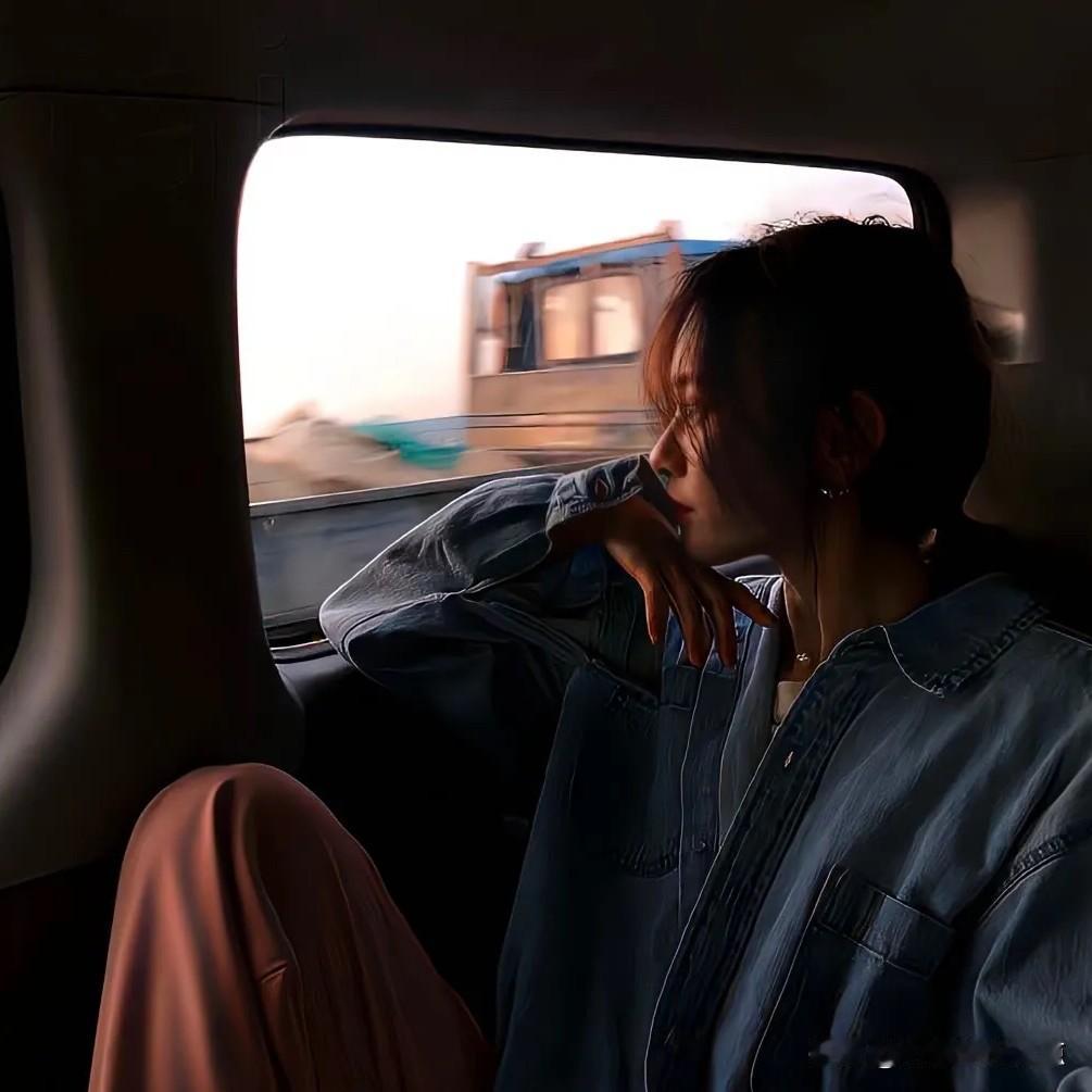 明明受委屈的人是我，怎么到最后全成了我的错，当你口口声声责备我的时候，有没有回头