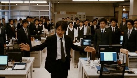 日本多数企业招聘逻辑，与中美企业存在明显差异。

国内和美国企业招聘通常先锁定具