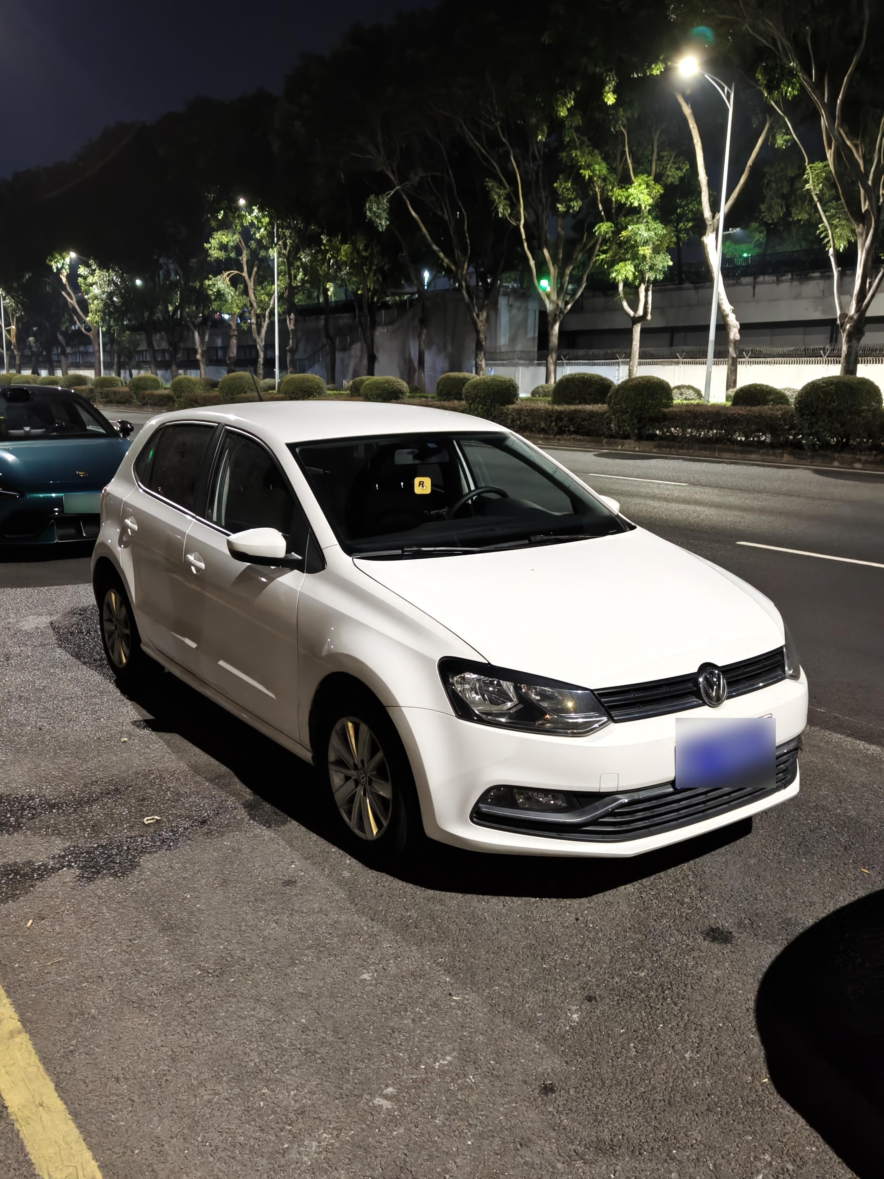 《精品小汽车——大众polo 1.6 mt》这次在广东玩耍，由于的TYPE R轮