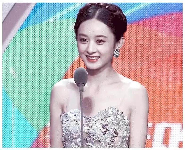赵丽颖云合数据断层封神，“播放量女王”实至名归！
家人们，赵丽颖在云合数据平台直